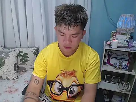 Fuckboii intown online show from 12/14/25, 01:45