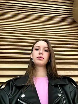 ElliRose online show from 09/20/25, 05:56