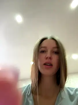 ElliRose online show from 10/01/25, 04:28