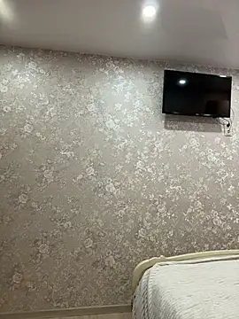 Snapshot of ElliRose chatting on 12/15/25, 07:58 ElliRose online show from 12/15/25, 07:58