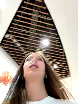 Snapshot of ElliRose chatting on 11/01/25, 06:08 ElliRose online show from 11/01/25, 06:08