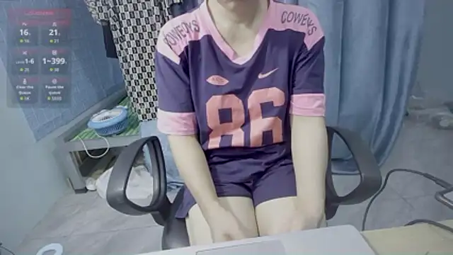 Snapshot of _Sara_768 chatting on 10/08/25, 02:35 Sara 768 online show from 10/08/25, 02:35