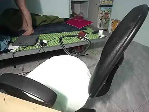  Sara 768 online show from 02/17/26, 08:44