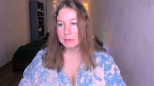 Snapshot of NancySanders chatting on 12/21/25, 05:42 NancySanders online show from 12/21/25, 05:42