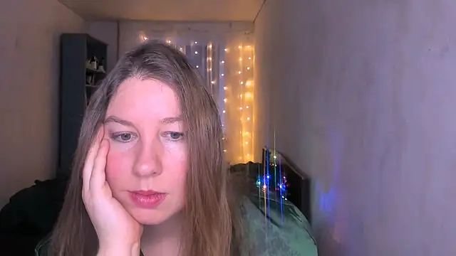 Snapshot of NancySanders chatting on 12/22/25, 06:02 NancySanders online show from 12/22/25, 06:02