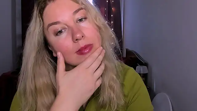 Snapshot of NancySanders chatting on 07/17/26, 03:37 NancySanders online show from 07/17/26, 03:37