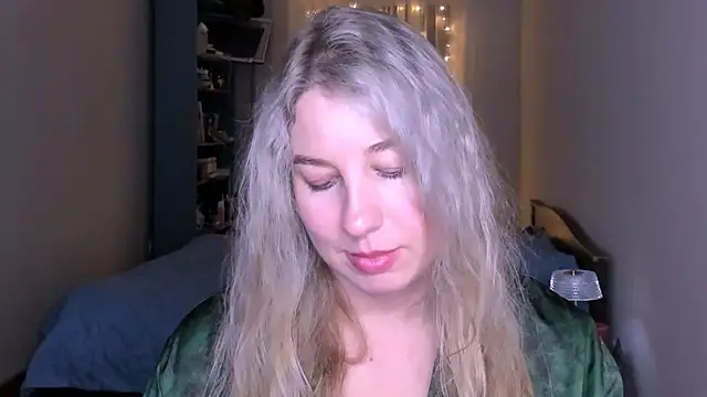 NancySanders online show from 05/01/26, 07:19