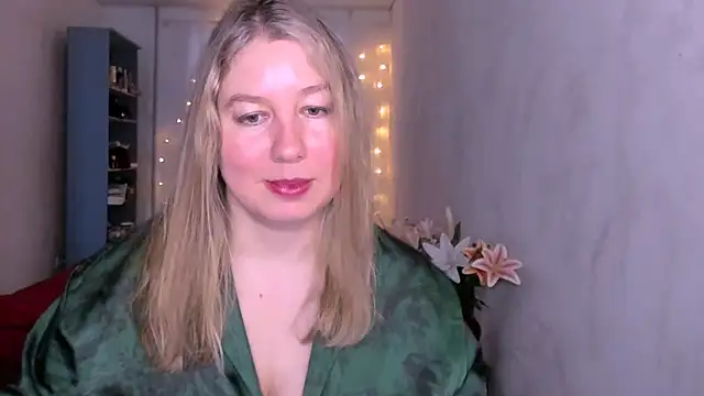 Snapshot of NancySanders chatting on 02/08/26, 05:27 NancySanders online show from 02/08/26, 05:27