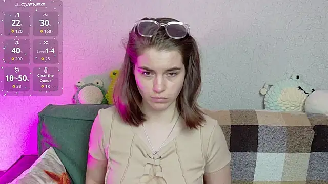 ElzaBlis online show from 04/19/26, 04:08