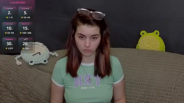 ElzaBlis online show from 11/24/25, 05:02