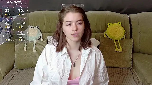 Snapshot of ElzaBlis chatting on 04/08/26, 01:01 ElzaBlis online show from 04/08/26, 01:01