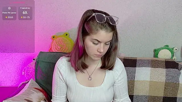 ElzaBlis online show from 05/24/26, 01:11