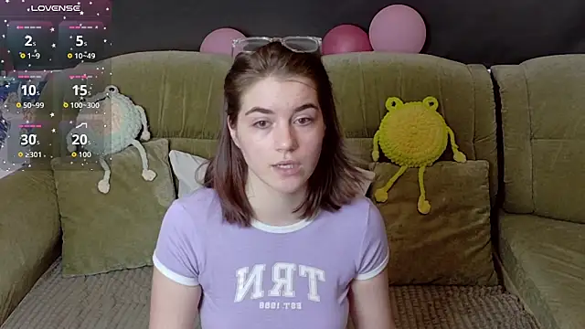 Snapshot of ElzaBlis chatting on 03/08/26, 02:09 ElzaBlis online show from 03/08/26, 02:09