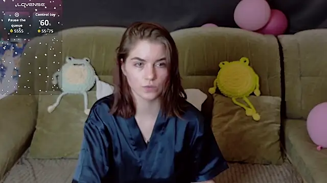 Snapshot of ElzaBlis chatting on 03/05/26, 02:57 ElzaBlis online show from 03/05/26, 02:57