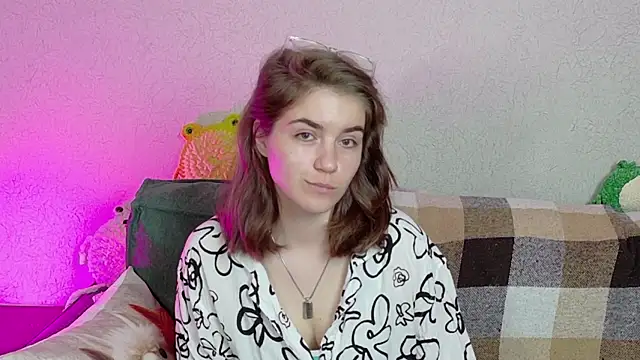 ElzaBlis online show from 05/13/26, 01:18
