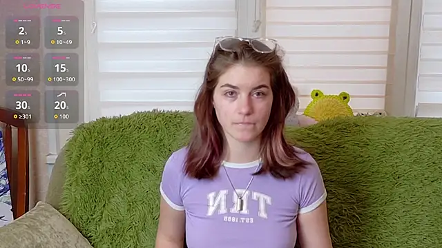 Snapshot of ElzaBlis chatting on 09/27/25, 03:07 ElzaBlis online show from 09/27/25, 03:07