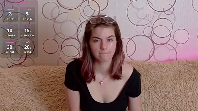 Snapshot of ElzaBlis chatting on 09/10/25, 01:10 ElzaBlis online show from 09/10/25, 01:10