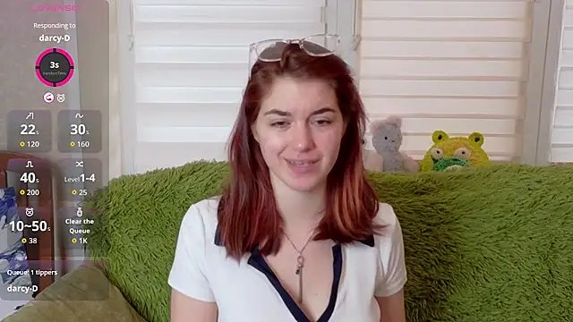 Snapshot of ElzaBlis chatting on 10/12/25, 01:56 ElzaBlis online show from 10/12/25, 01:56