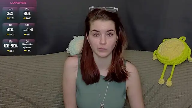 ElzaBlis online show from 12/05/25, 03:10