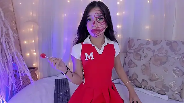 arianna cox   online show from 10/31/25, 09:22