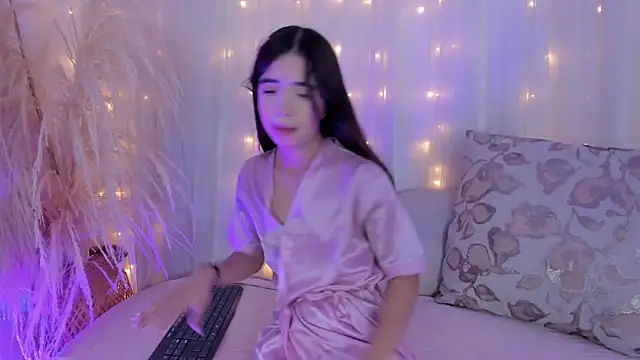 arianna cox   online show from 11/06/25, 08:35