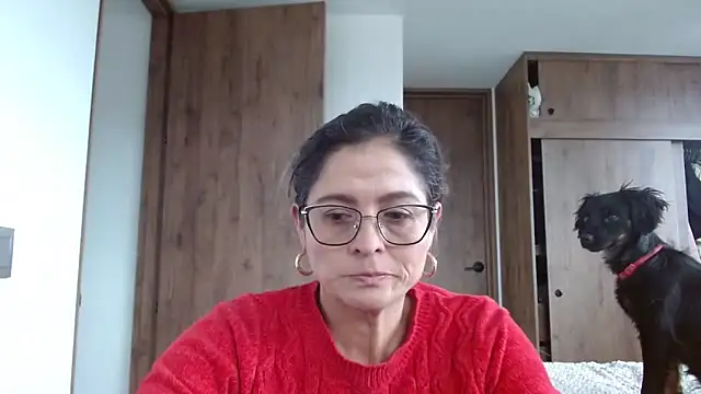 Snapshot of linda-mature43 chatting on 09/10/25, 04:50 linda-mature43 online show from 09/10/25, 04:50