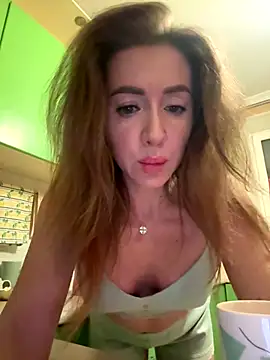 MarinaDiva11 74 online show from 10/25/25, 08:20