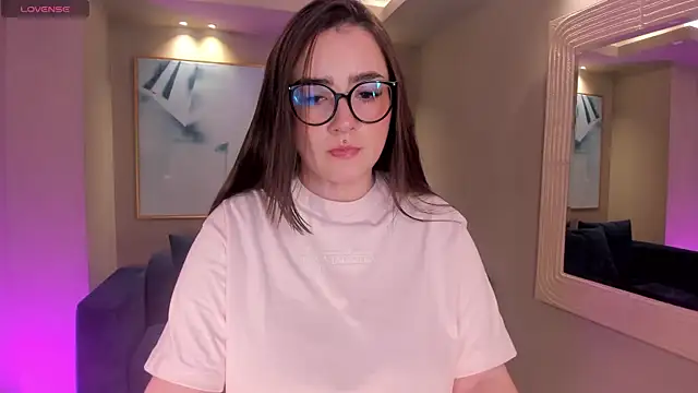 SarahRhodes  online show from 09/30/25, 07:42