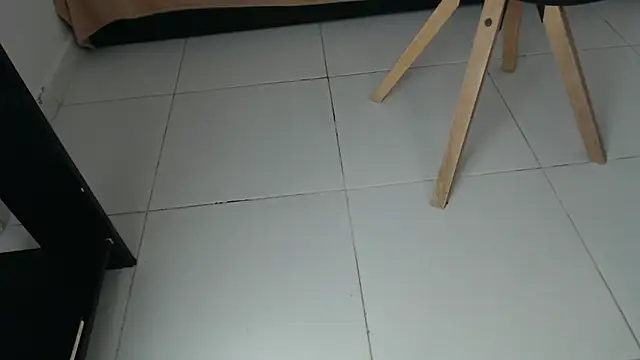 Michellee 20 online show from 10/10/25, 01:34