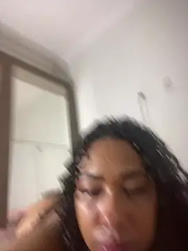 jhennyfer online show from 03/17/26, 05:32