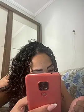 jhennyfer online show from 03/23/26, 05:18