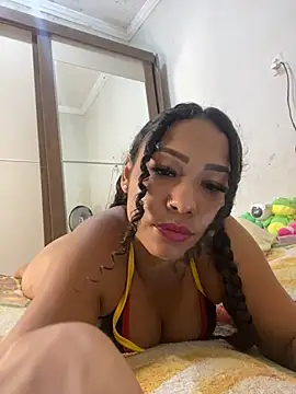 jhennyfer online show from 11/20/25, 05:08