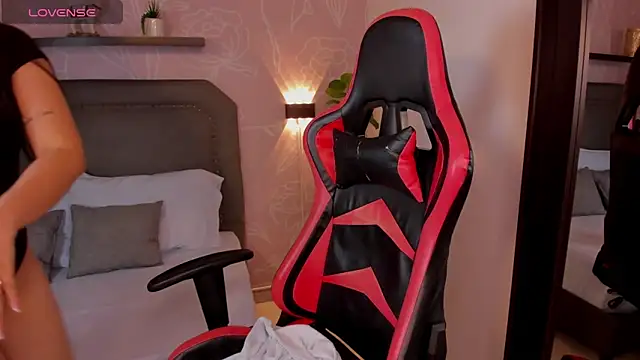 anagil  online show from 02/03/26, 02:44