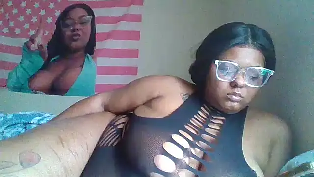 TharealBunn online show from 04/10/26, 06:15