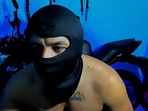 zeus 7777 online show from 10/04/25, 07:54