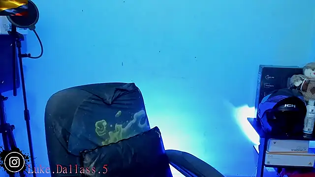 zeus 7777 online show from 04/26/26, 02:14