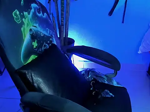 zeus 7777 online show from 10/26/25, 11:27