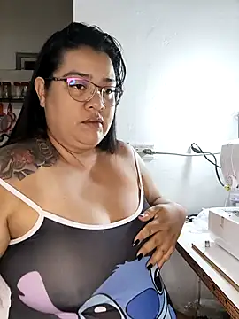 Snapshot of NARNYALABELLA chatting on 01/07/26, 09:42 NARNYALABELLA online show from 01/07/26, 09:42