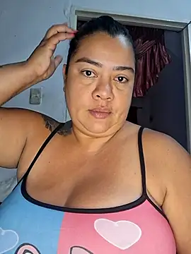 Snapshot of NARNYALABELLA chatting on 11/25/25, 11:10 NARNYALABELLA online show from 11/25/25, 11:10