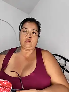 Snapshot of NARNYALABELLA chatting on 01/13/26, 09:13 NARNYALABELLA online show from 01/13/26, 09:13