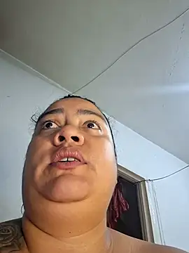 Snapshot of NARNYALABELLA chatting on 11/12/25, 10:30 NARNYALABELLA online show from 11/12/25, 10:30