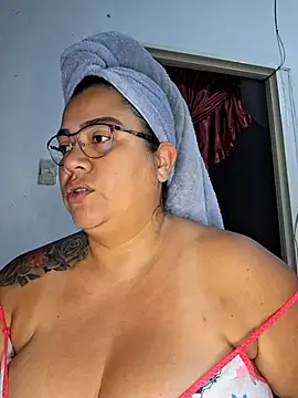 Snapshot of NARNYALABELLA chatting on 11/20/25, 11:03 NARNYALABELLA online show from 11/20/25, 11:03