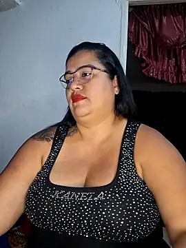 Snapshot of NARNYALABELLA chatting on 11/29/25, 11:49 NARNYALABELLA online show from 11/29/25, 11:49