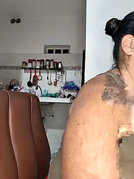 Snapshot of NARNYALABELLA chatting on 02/26/26, 10:04 NARNYALABELLA online show from 02/26/26, 10:04