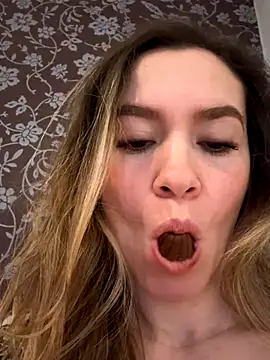 Snapshot of BritgetPsychol chatting on 10/03/25, 02:48 BritgetPsychol online show from 10/03/25, 02:48