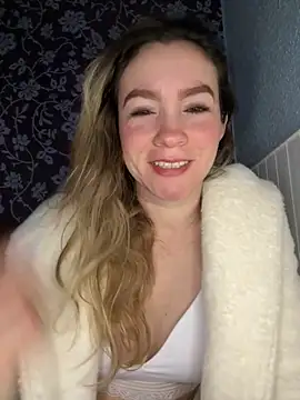 Snapshot of BritgetPsychol chatting on 09/29/25, 03:02 BritgetPsychol online show from 09/29/25, 03:02