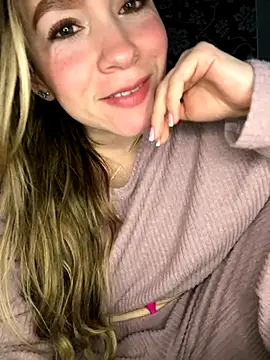 Snapshot of BritgetPsychol chatting on 09/11/25, 02:00 BritgetPsychol online show from 09/11/25, 02:00