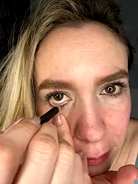 BritgetPsychol online show from 11/04/25, 02:37