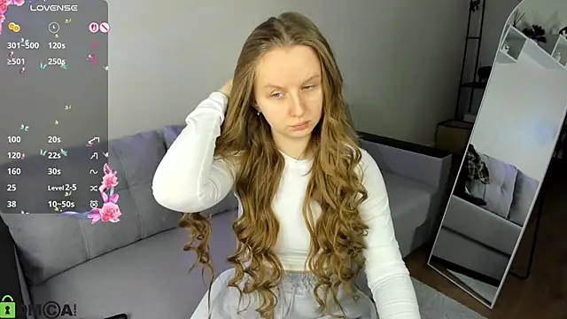 Snapshot of Rina_Panic chatting on 02/15/26, 01:06 Rina Panic online show from 02/15/26, 01:06