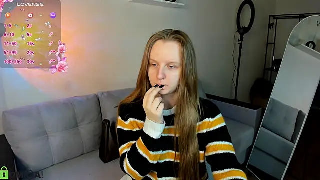 Snapshot of Rina_Panic chatting on 02/18/26, 12:30 Rina Panic online show from 02/18/26, 12:30